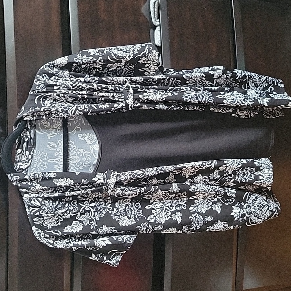 3/$12 Notations 2 in one XL top UEC